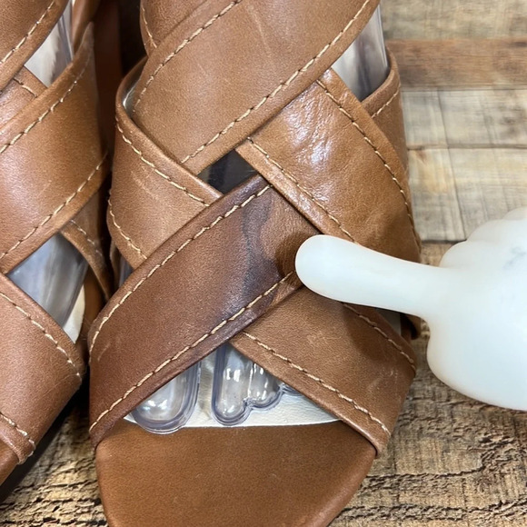 Seychelles Route Heels Womens Size 9.5 Tan Leather Criss-Cross Open Toe Buckle - Picture 4 of 16